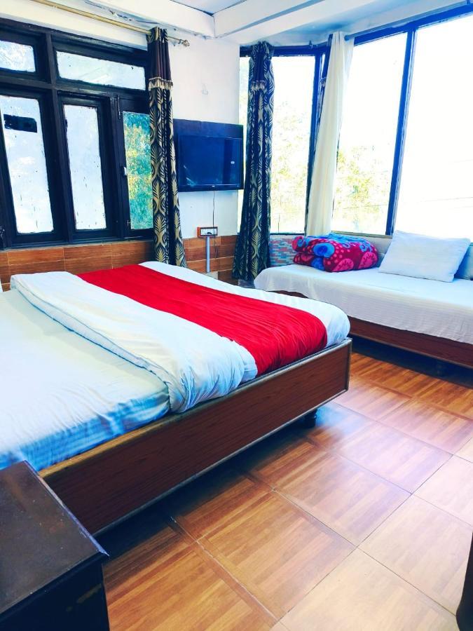 Hotel Holiday Dalhousie - Near Ghandhi Chowk Mall Road Zewnętrze zdjęcie