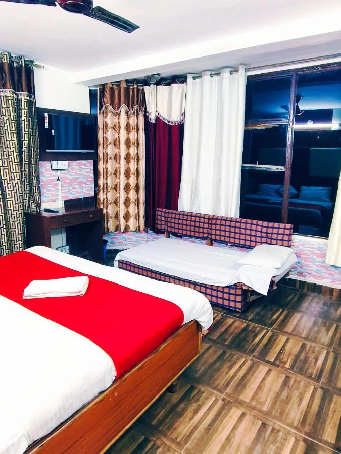 Hotel Holiday Dalhousie - Near Ghandhi Chowk Mall Road Zewnętrze zdjęcie